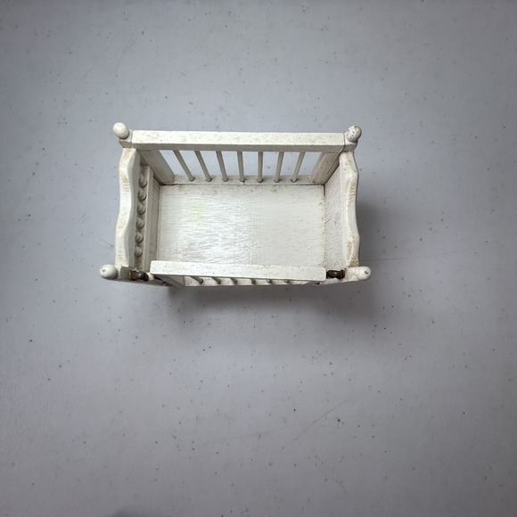 Vintage Miniature Dollhouse Baby Crib – White Wood Nursery Furniture 4.75" - Picture 6 of 9